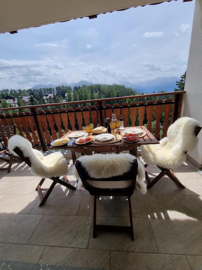 Between Slopes And Golf Facing The Alps Crans-Montana Exteriör bild